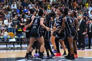 Relacionada adelitas-vs-fr-femenil_7.jpg