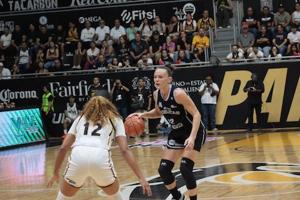 Relacionada adelitas-vs-panteras-femenil_6.jpg