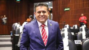 Relacionada principal_alex-dominguez-dip-fed-del-pri-por-chihuahua-1.jpg
