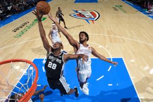 Relacionada thunders-a-spurs.jpg