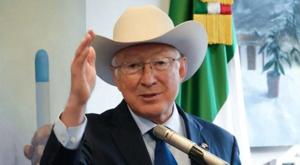 Relacionada principal_ken-salazar.jpg