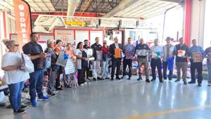 Relacionada regalos-be39ec3b-7a69-47b7-a046-1c62e70b19de.jpg