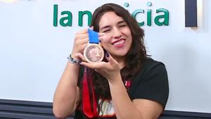 Relacionada sayra-medalla-hanball.jpg